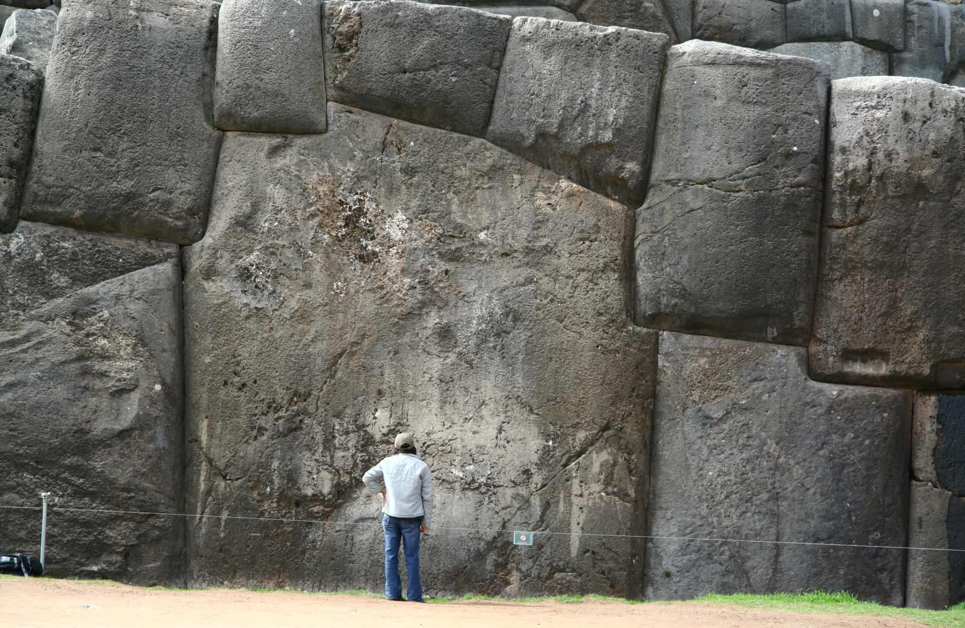 Sacsayhuaman's structure makes one to wonder how this feat was possible.