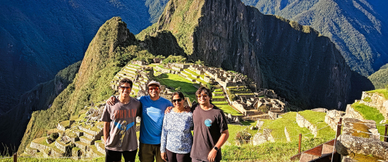 Machu Pichu Familia